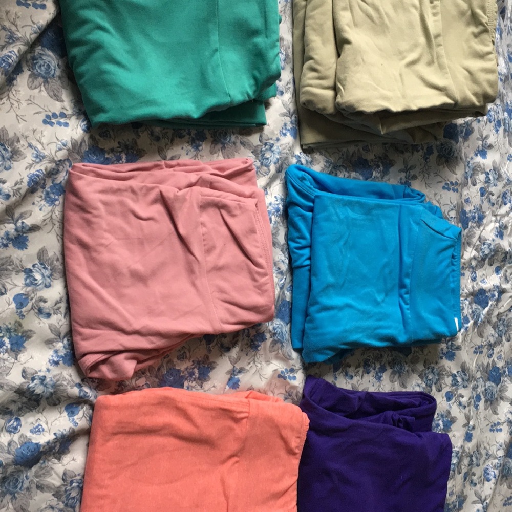 ❤️LuLaRoe Tween Solid Color Leggings!